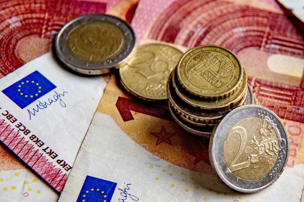 monede si bancnote de euro