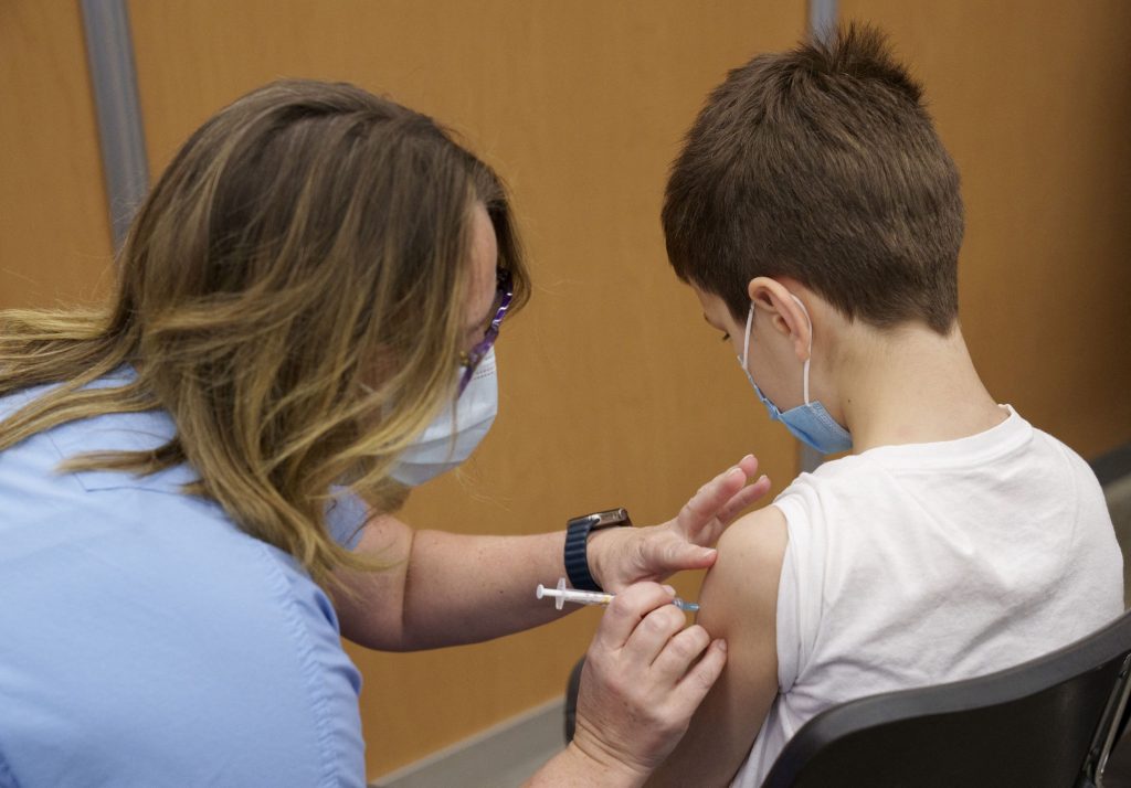 EMA a aprobat vaccinul de la Pfizer pentru copiii cu vârste cuprinse între 5 și 11 ani