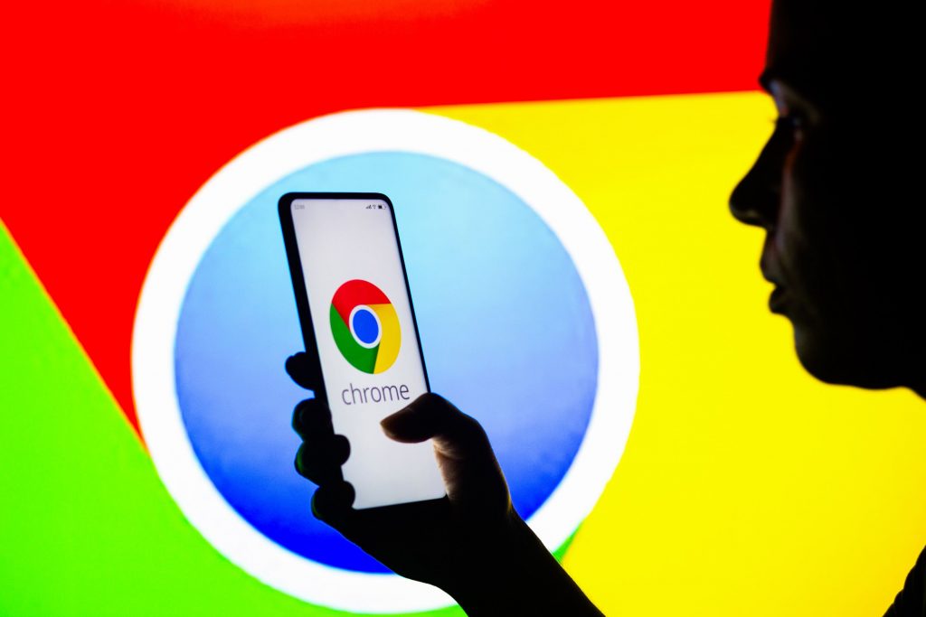 Google amână lansarea telefonului pliabil